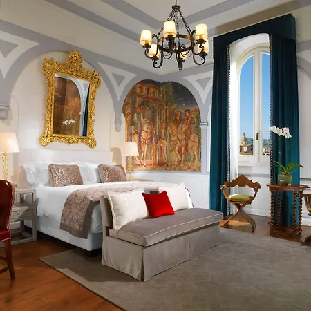 Hotel The St. Regis 5*
