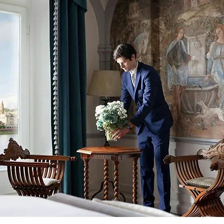 佛罗伦萨瑞吉酒店 5*