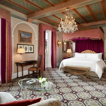 Szálloda The St. Regis