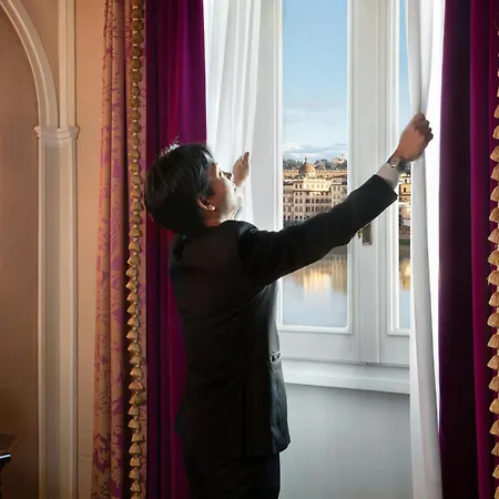 The St. Regis 5*