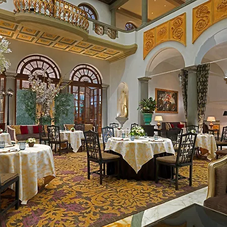 ザ セントレジス フローレンス ホテル フィレンツェ