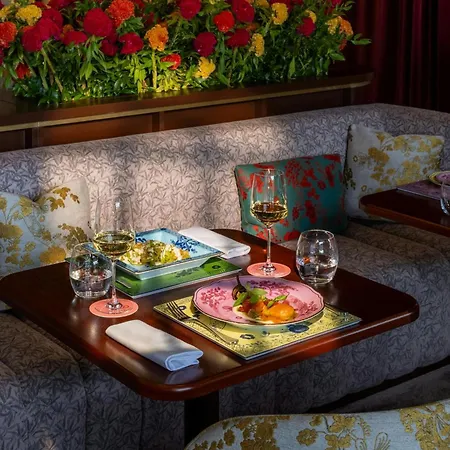 The St. Regis 5*