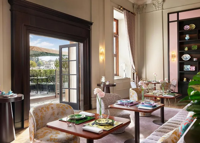 Hotel The St. Regis 5*