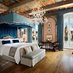 The St. Regis 5*