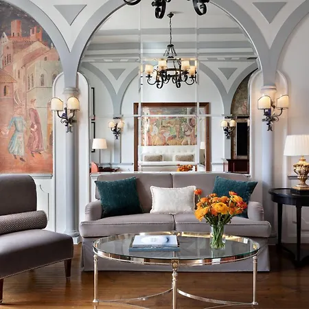 Ξενοδοχείο The St. Regis 5*
